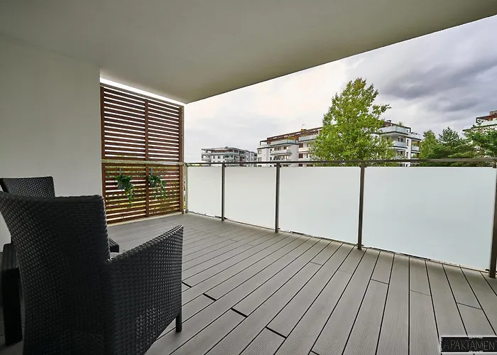 Apartament 12